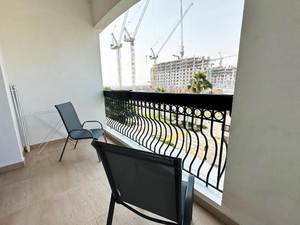 Apartment The Iris Ansam Ferrari World Yas Island Abu Dhabi